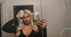 julzuuuh / juliashmookz nude photo #0001