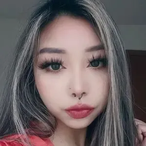 June.lin / June.Hnubci / heyjunebug nude photo #0005