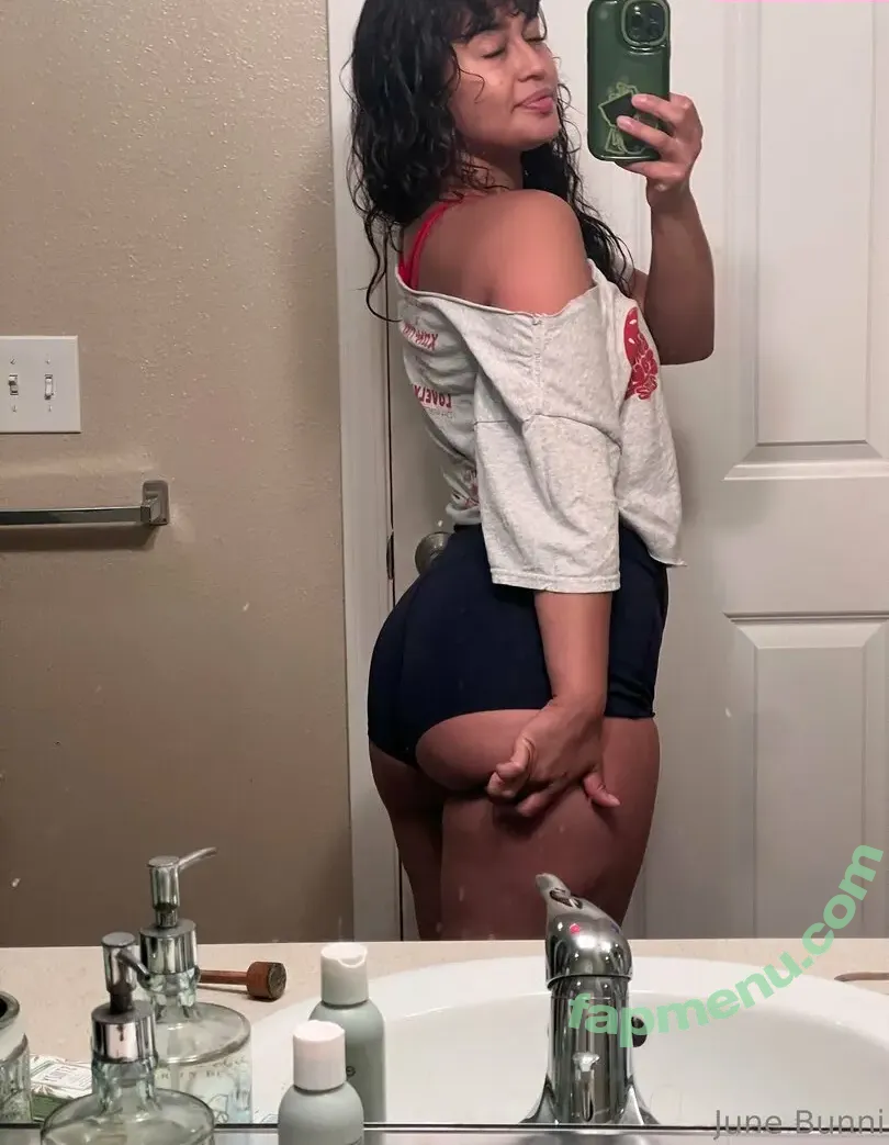 junebunni nude photo #0112 (_junebunni)