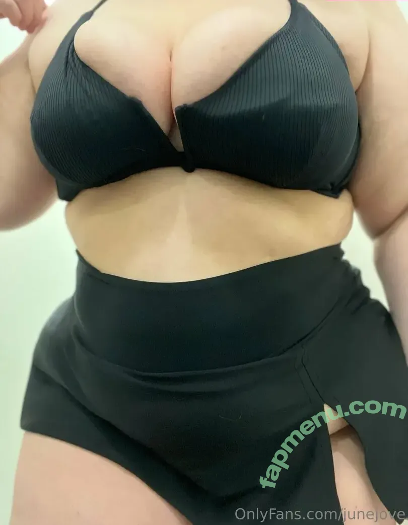 junejove nude photo #0013 (junejove)