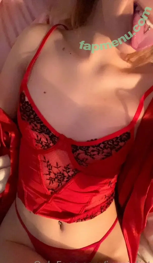 junejuliet nude photo #0007 (junez_juliet)