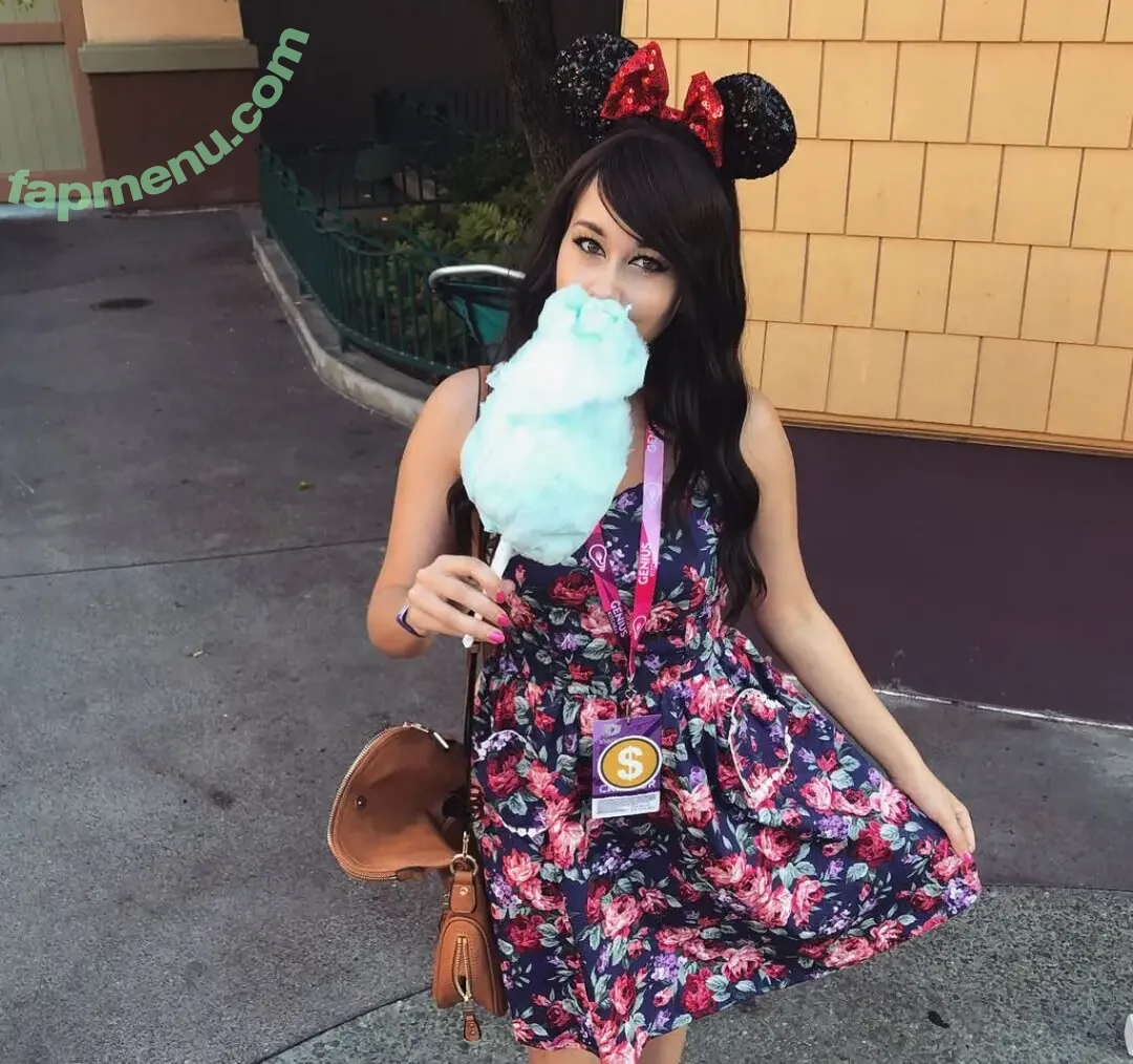 junelapine nude photo #0010 (junelapine)