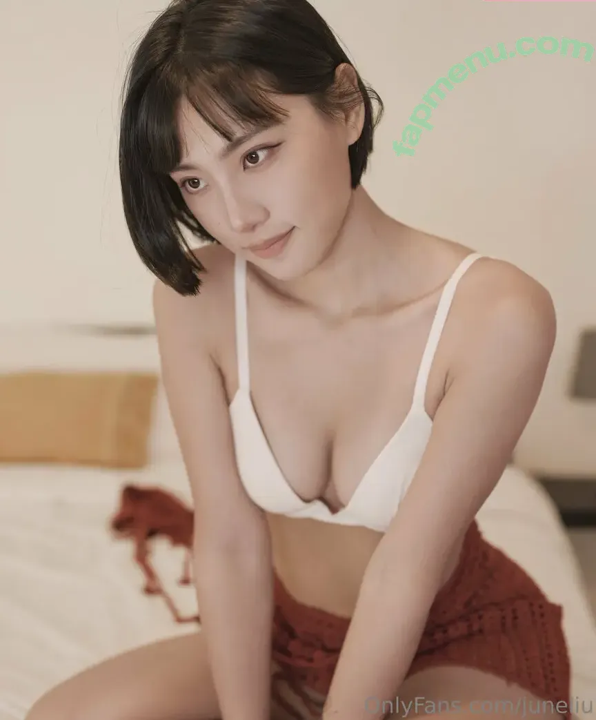 juneliu nude photo #0012 (juneliusp)