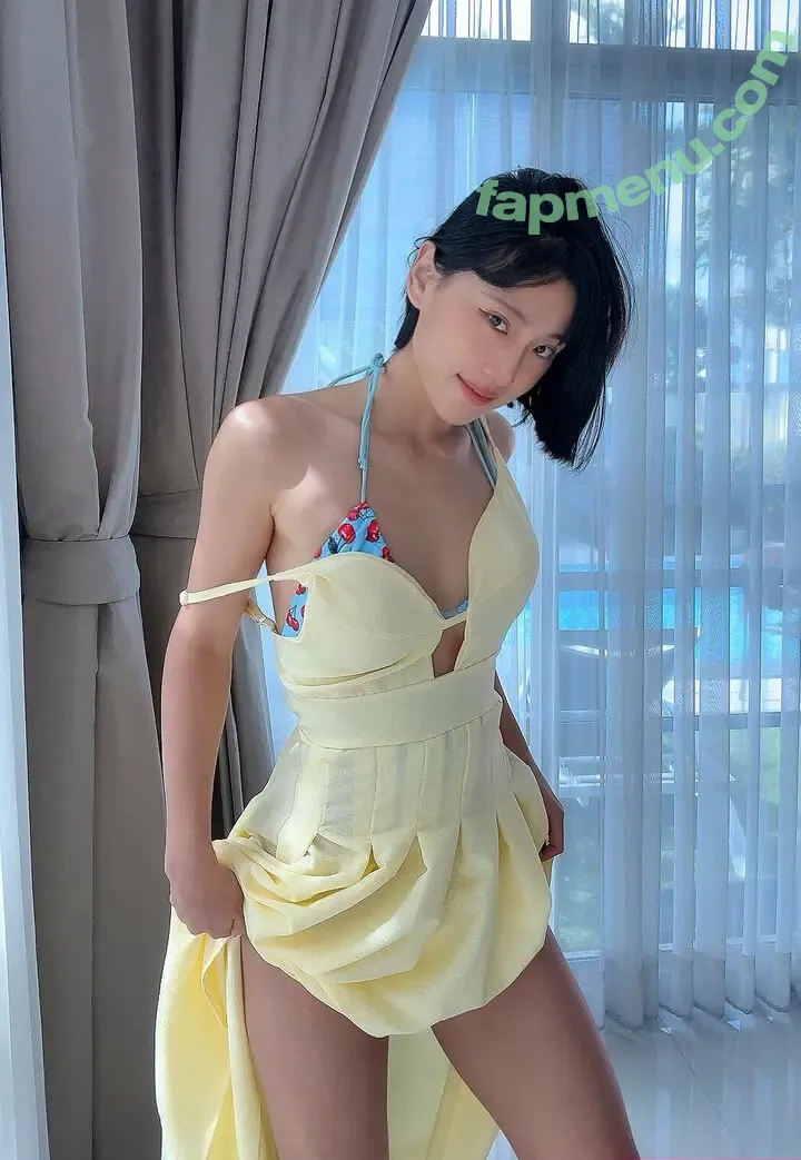 juneliu nude photo #0020 (juneliusp)