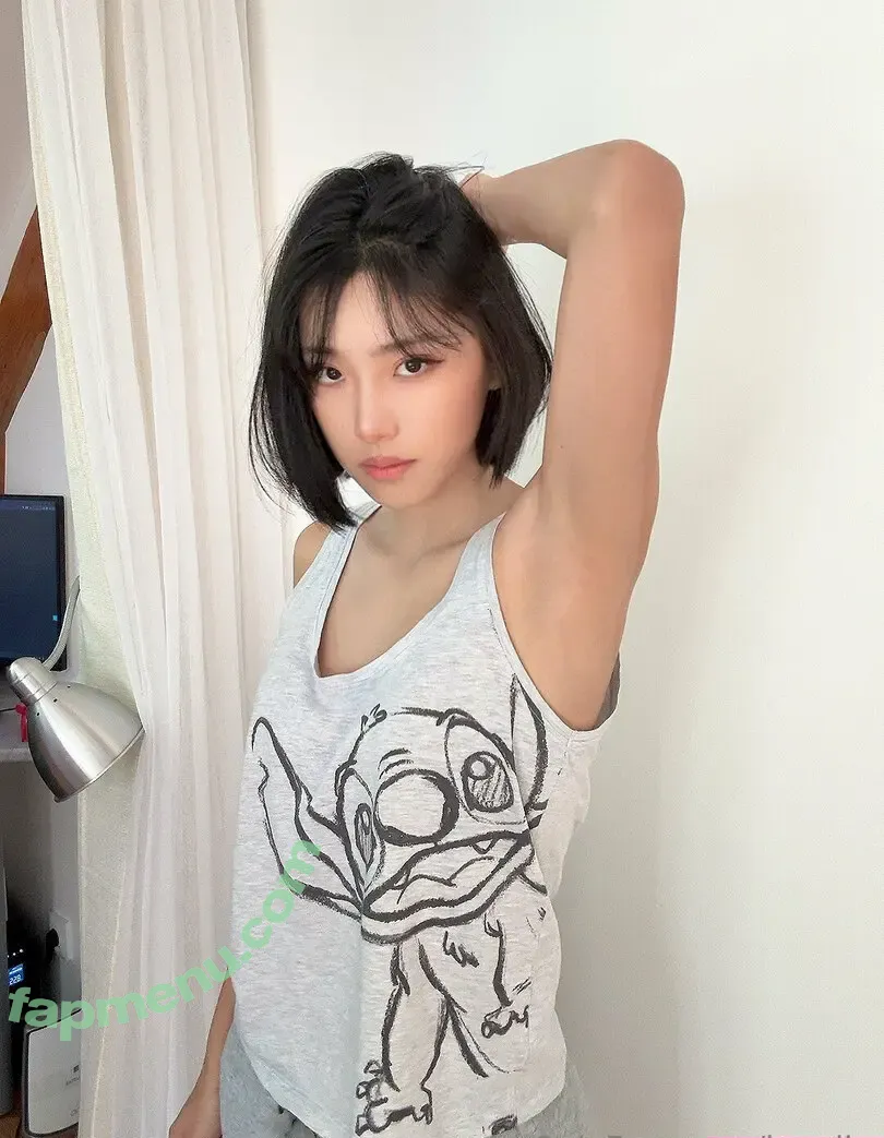 juneliu nude photo #0035 (juneliusp)
