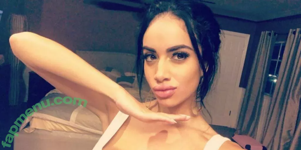junevictoria nude photo #0015 (lavictoriajune)