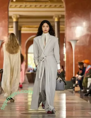 Jung Ho-yeon / hoooooyeony / xo_yeri nude photo #0285