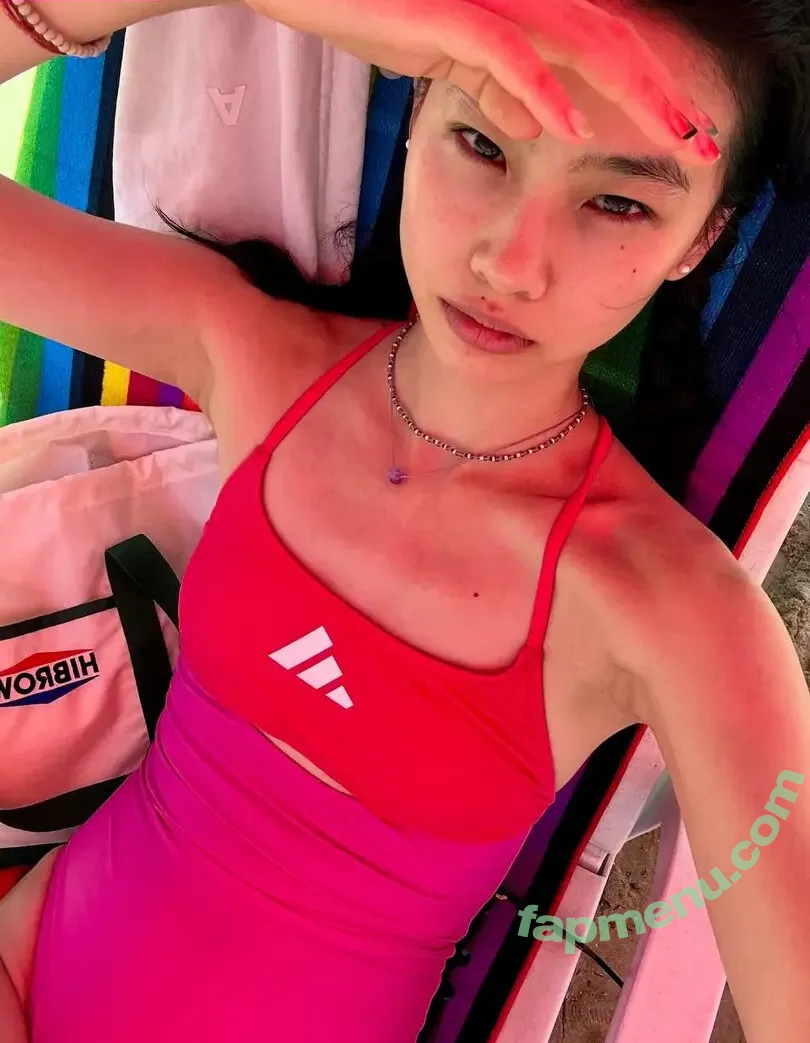 Jung Ho-yeon nude photo #0253 (hoooooyeony / xo_yeri)