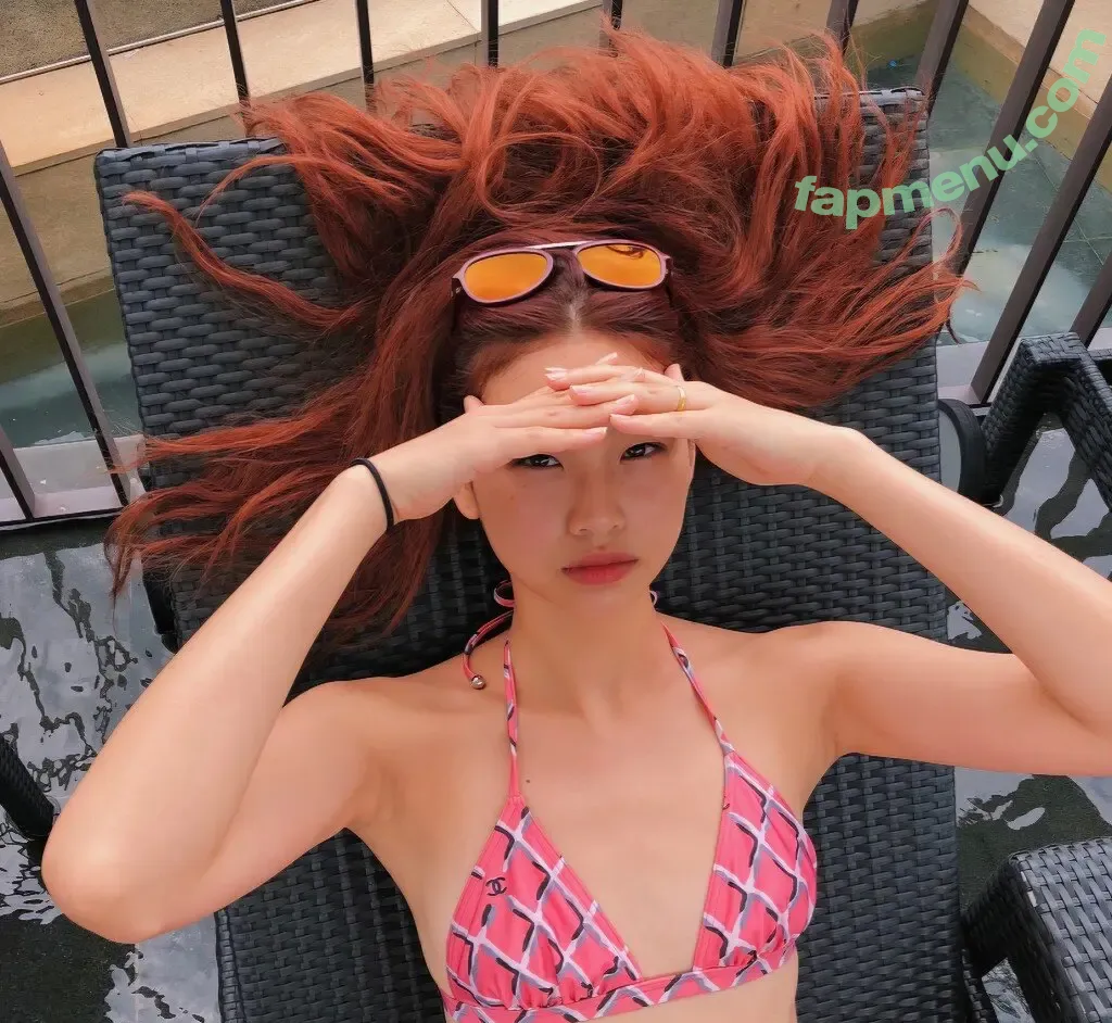 Jung Ho-yeon nude photo #0325 (hoooooyeony / xo_yeri)