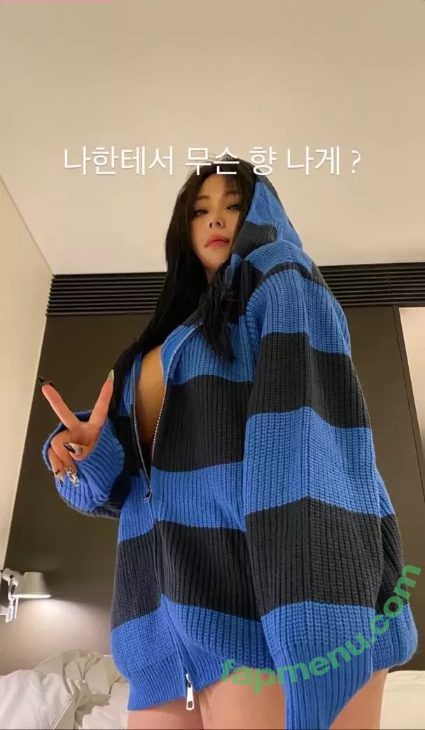 Jung Hye Bin nude photo #0137 (yourxhiii / 상쾌하이)