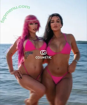 junglebabi / London Love / gypseacam / purrsace nude photo #0006