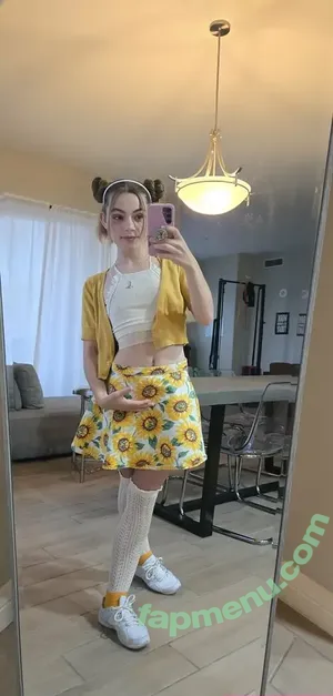 Juniper Ren / PlaywithJuni / Pup_JuniperRen / juni_thepuppy nude photo #0818