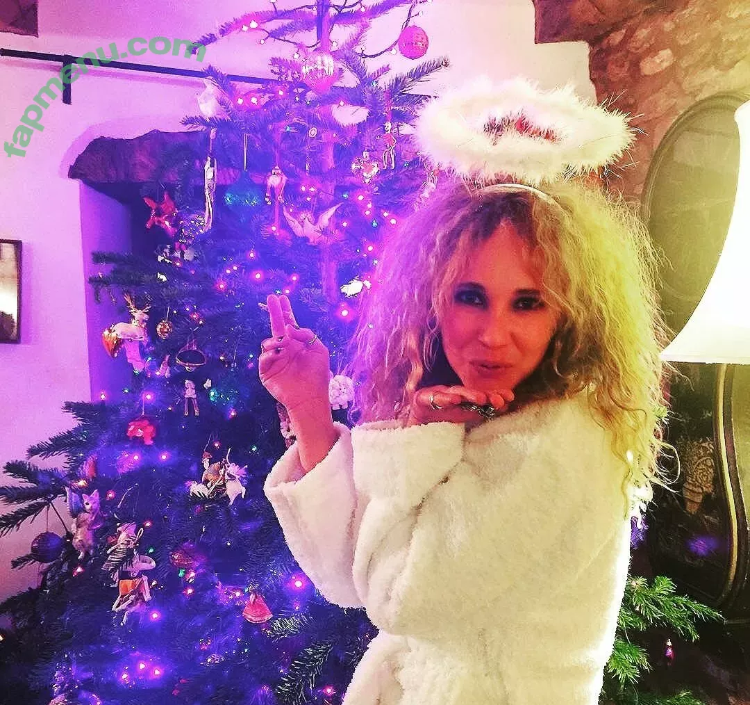 Juno Temple nude photo #0023 (junotemple)