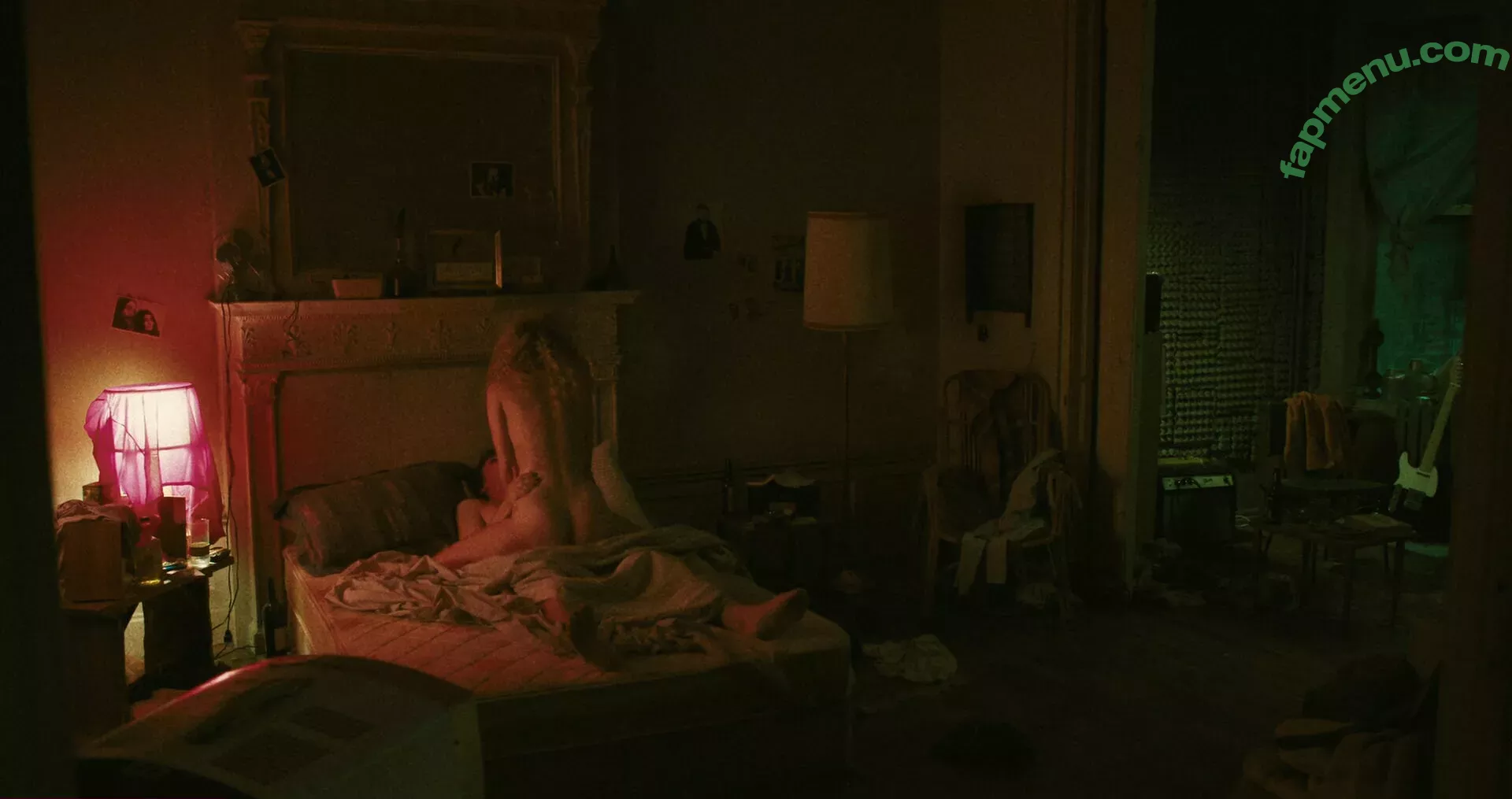 Juno Temple nude photo #0029 (junotemple)