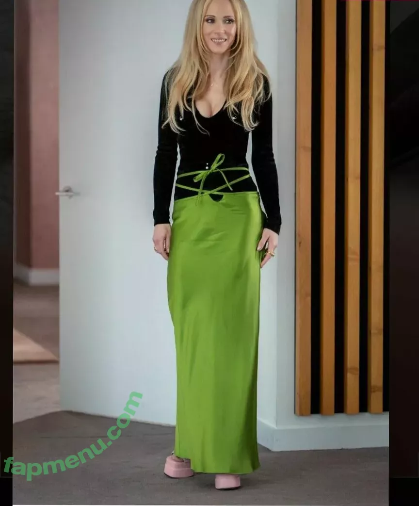 Juno Temple nude photo #0089 (junotemple)
