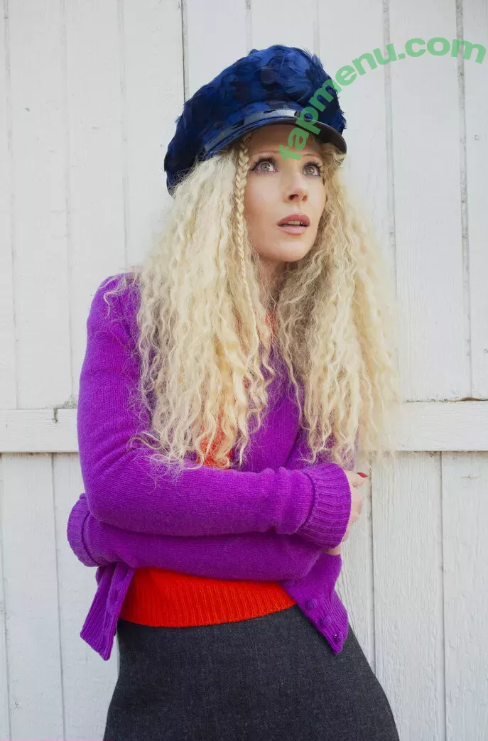 Juno Temple nude photo #0093 (junotemple)