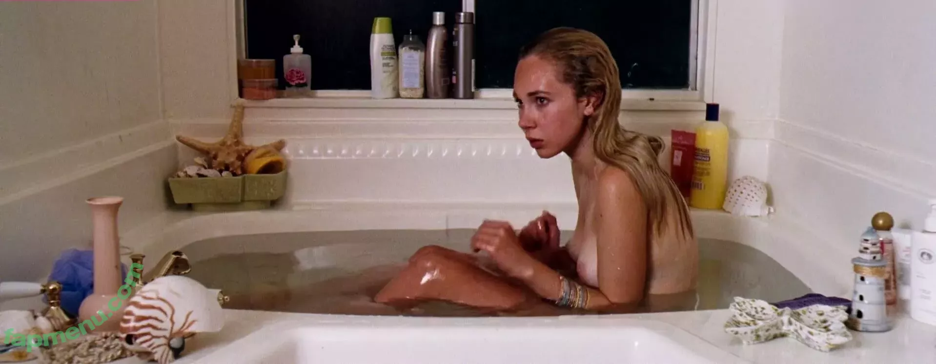 Juno Temple nude photo #0140 (junotemple)