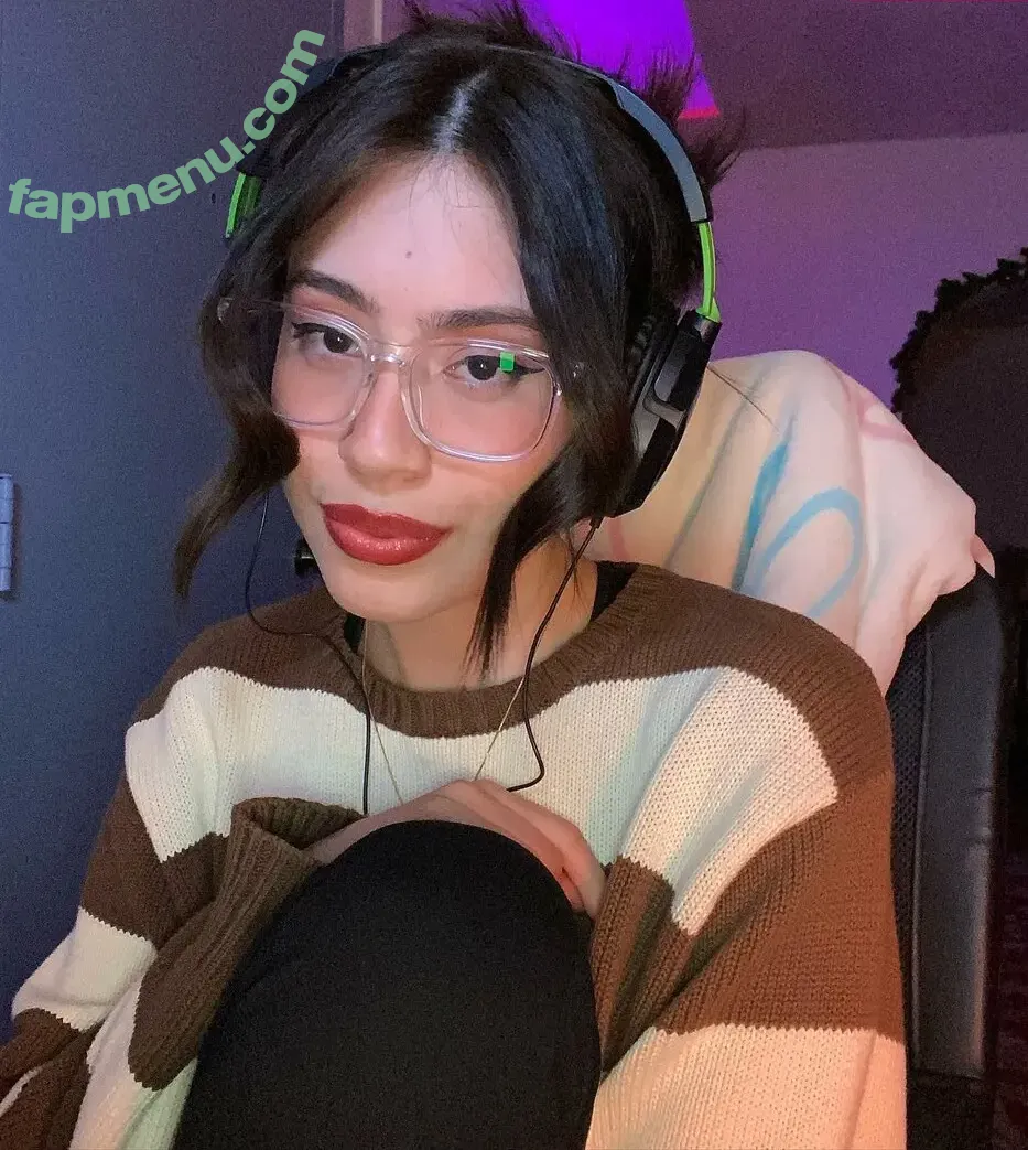 junoblu nude photo #0001 (junoblu)