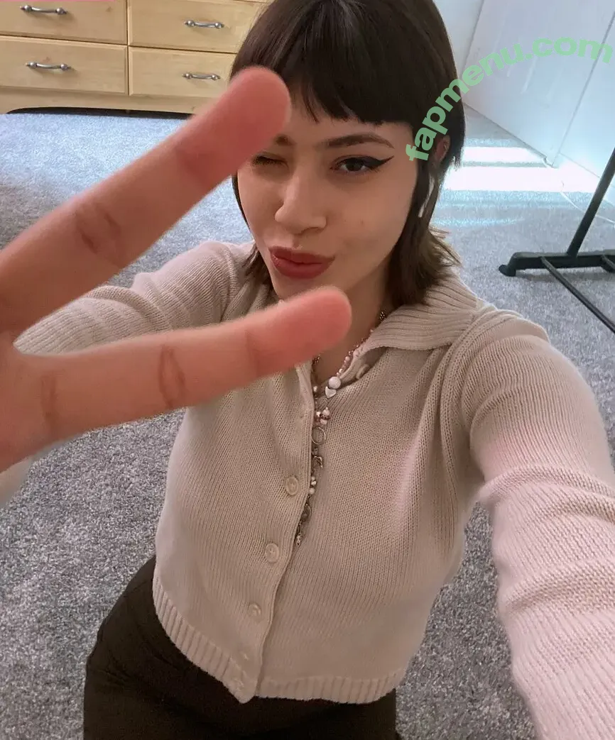 junoblu nude photo #0006 (junoblu)