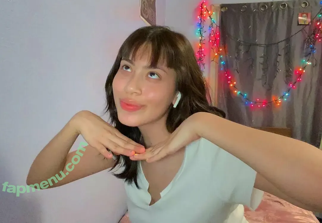junoblu nude photo #0051 (junoblu)
