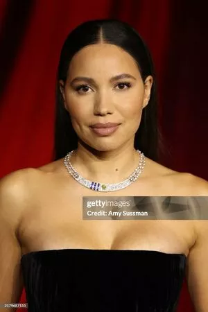 Jurnee Smollett / jurneesmollett nude photo #0400