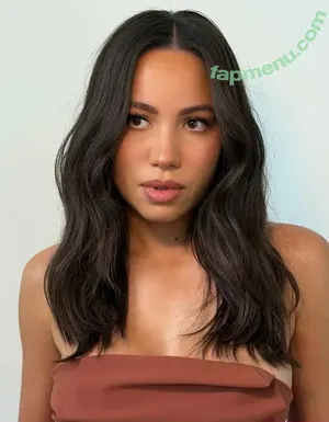 Jurnee Smollett nude