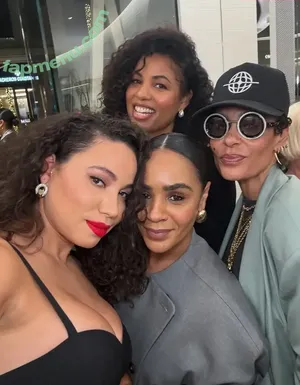 Jurnee Smollett / jurneesmollett nude photo #0937