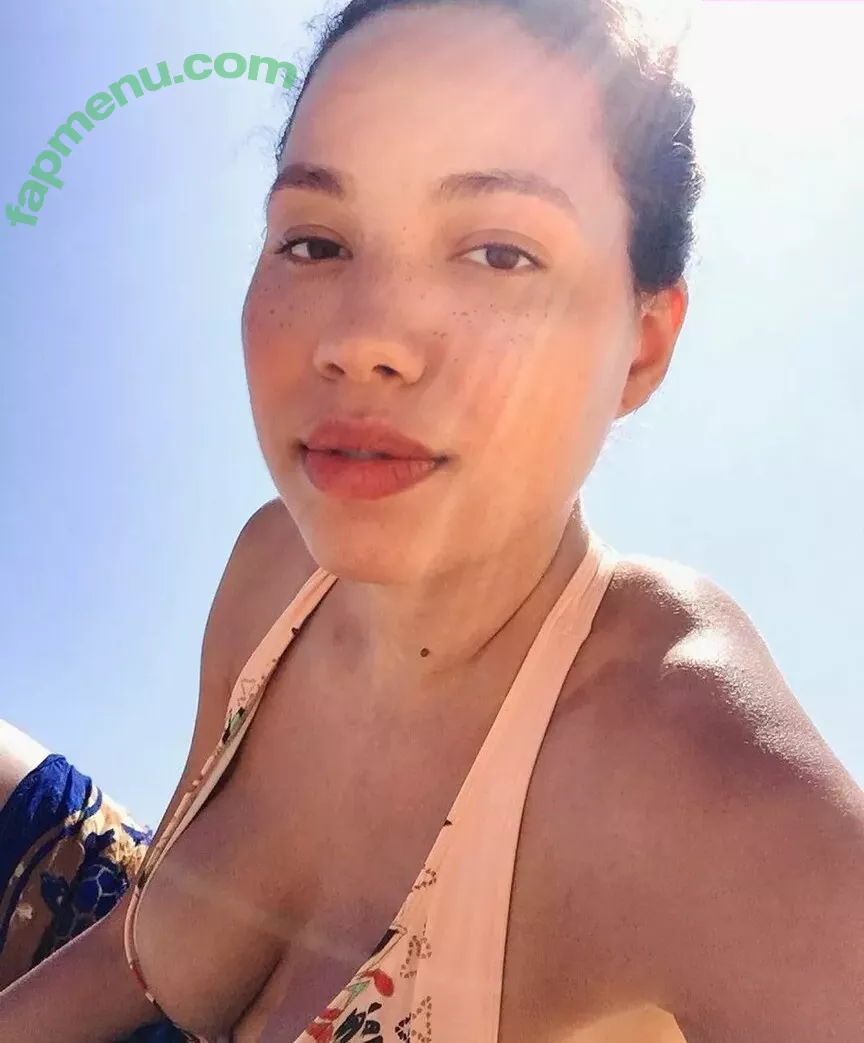 Jurnee Smollett nude photo #0056 (jurneesmollett)