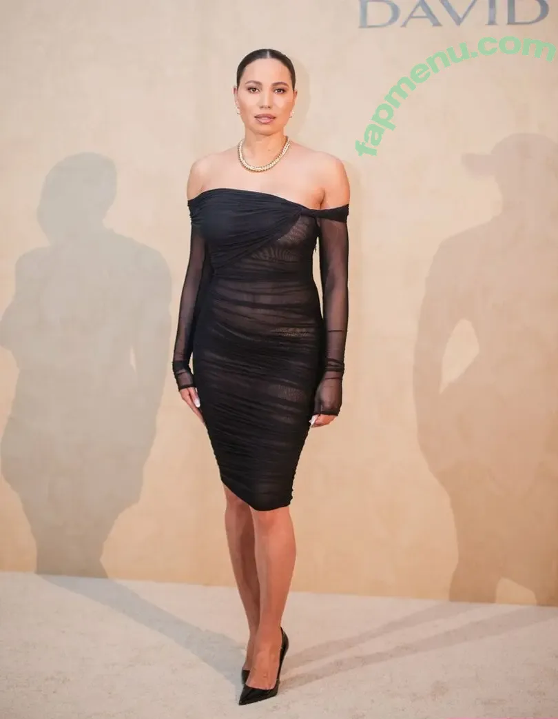 Jurnee Smollett nude photo #0565 (jurneesmollett)