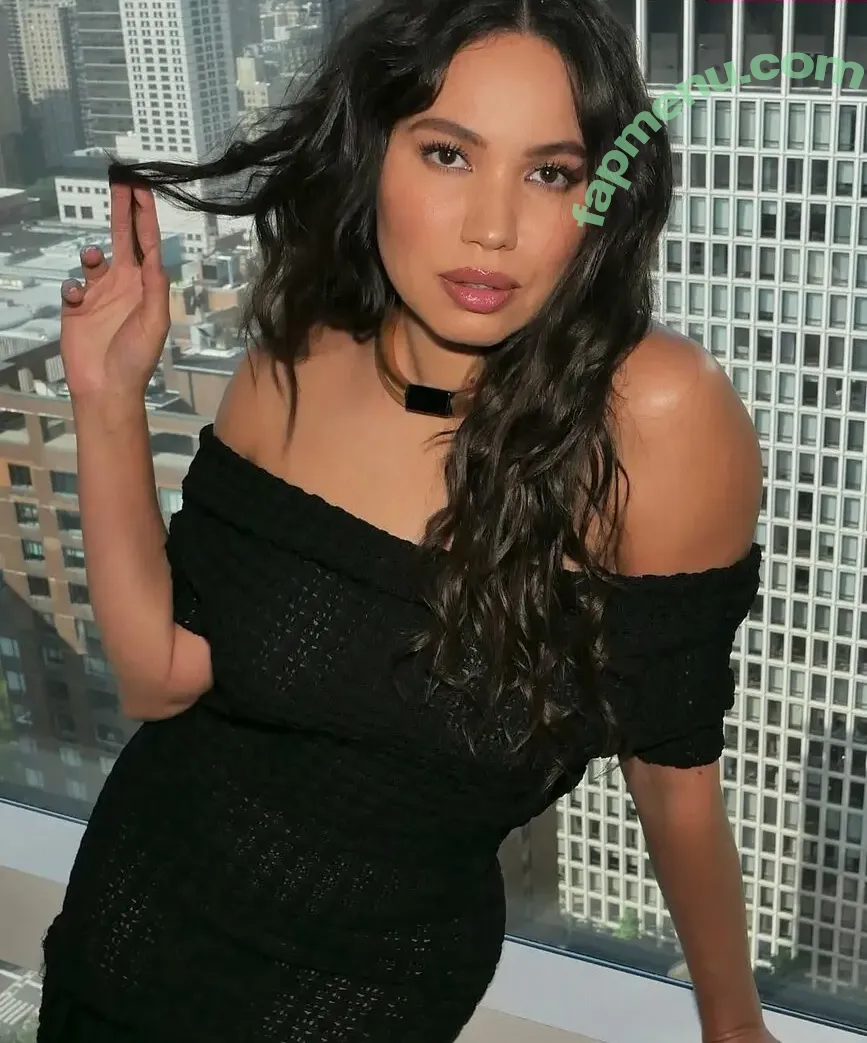Jurnee Smollett nude photo #0622 (jurneesmollett)