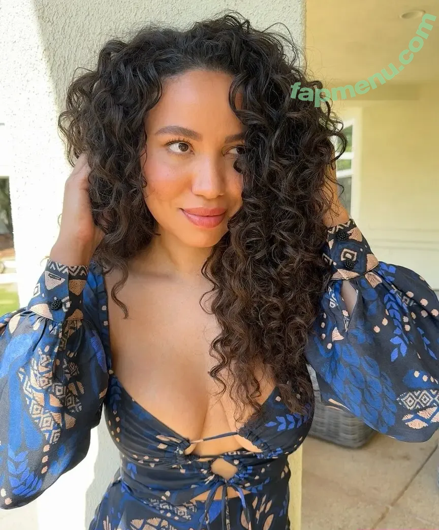 Jurnee Smollett nude photo #0721 (jurneesmollett)