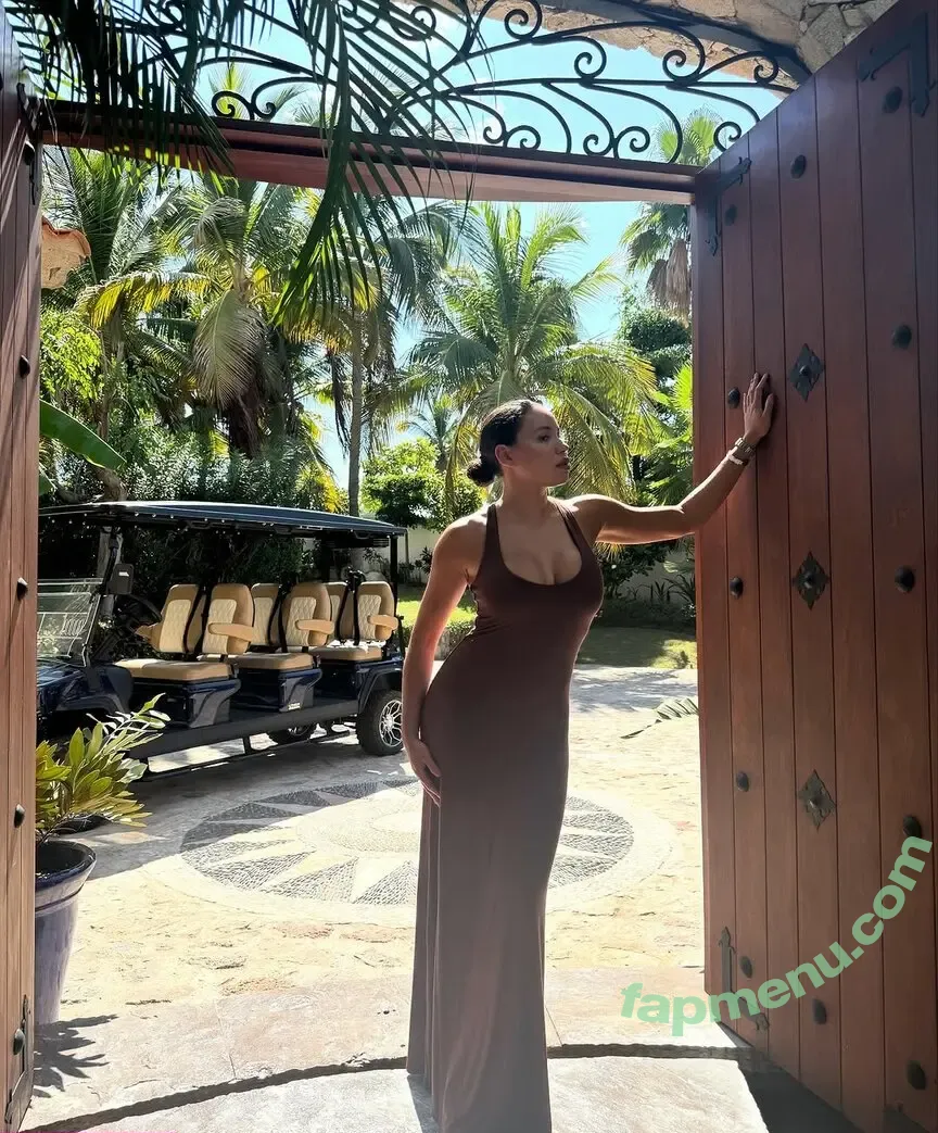 Jurnee Smollett nude photo #0729 (jurneesmollett)