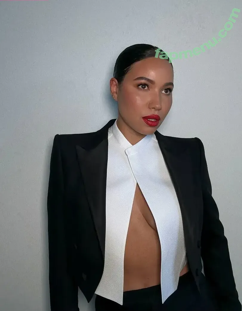 Jurnee Smollett nude photo #0734 (jurneesmollett)