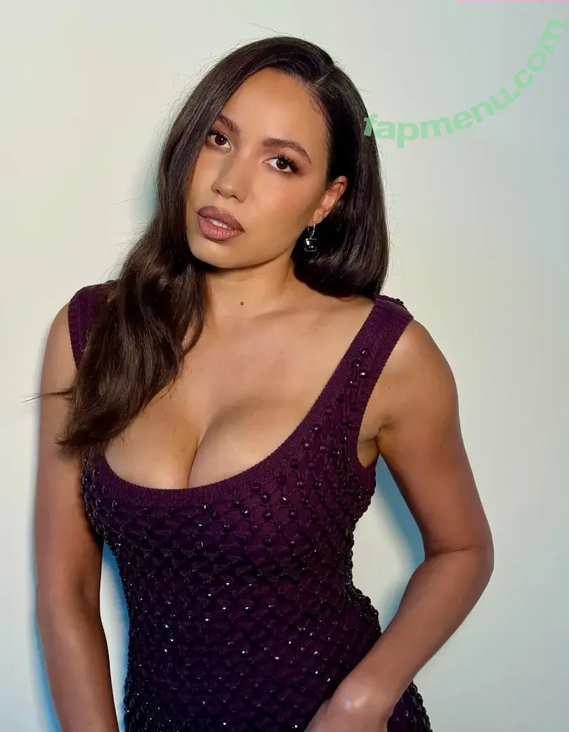 Jurnee Smollett nude photo #0755 (jurneesmollett)