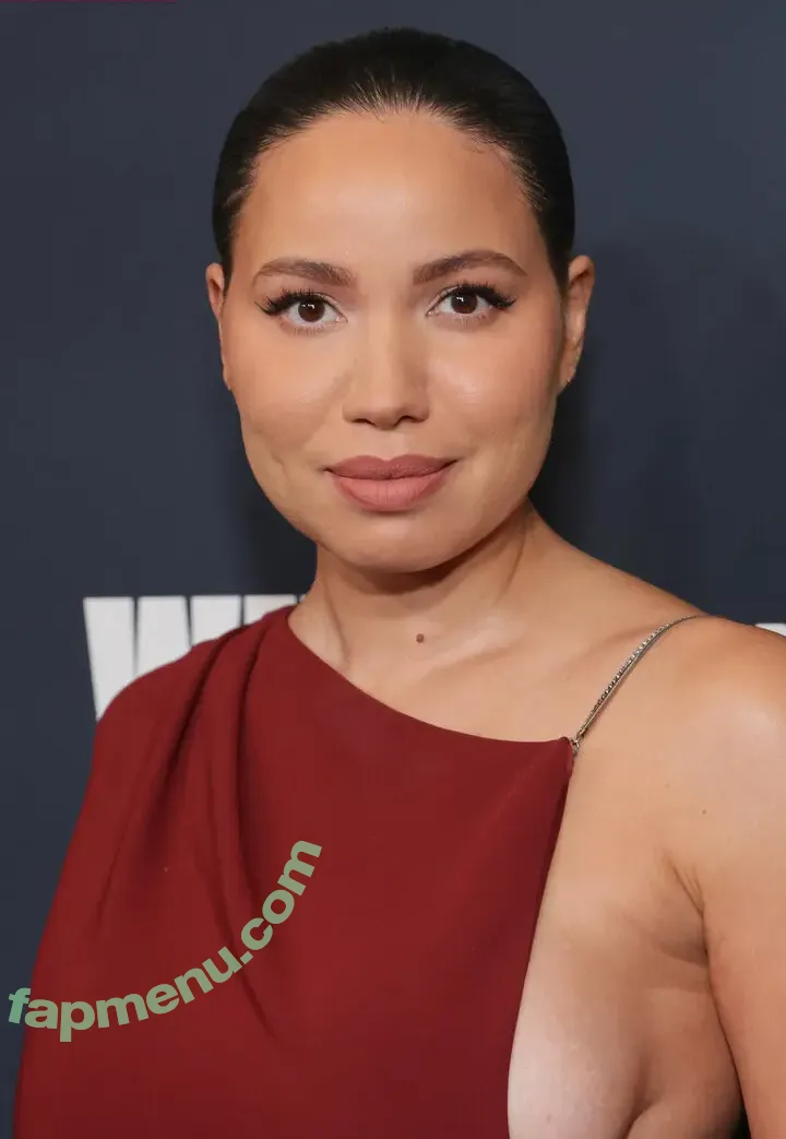 Jurnee Smollett nude photo #0853 (jurneesmollett)