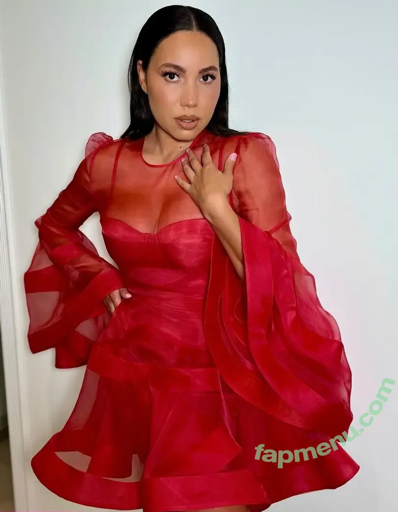 Jurnee Smollett nude photo #0896 (jurneesmollett)