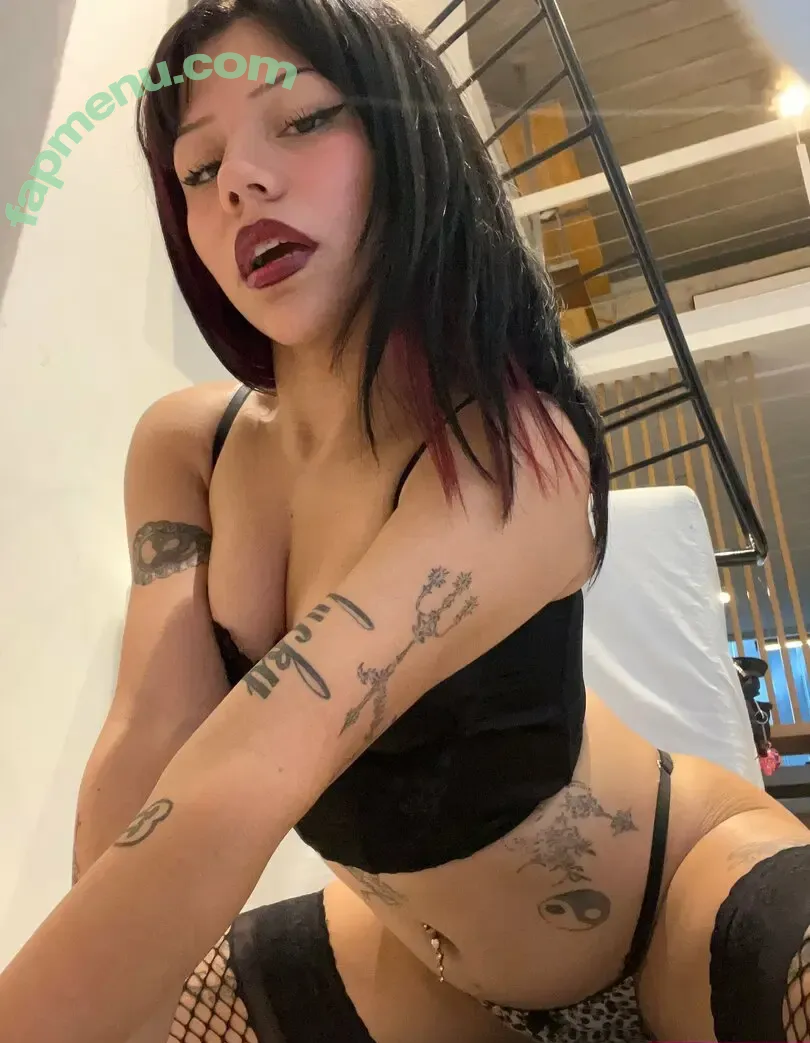 jusigris nude photo #0052 (jusigri)