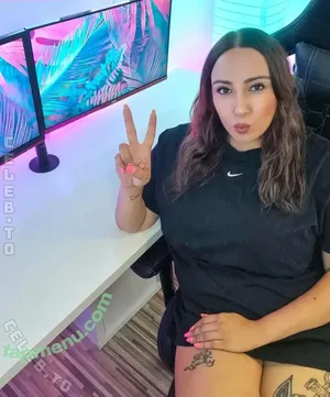 just.a.gamergirl / just.a.jessy nude photo #0018