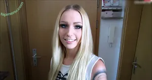 Just Lucy / justlucyofficial nude photo #0120