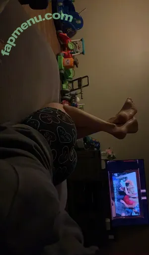 justabitchfullofattitud3 / luv.alaynaaaa nude photo #0004