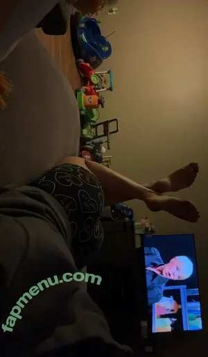 justabitchfullofattitud3 / luv.alaynaaaa nude photo #0005