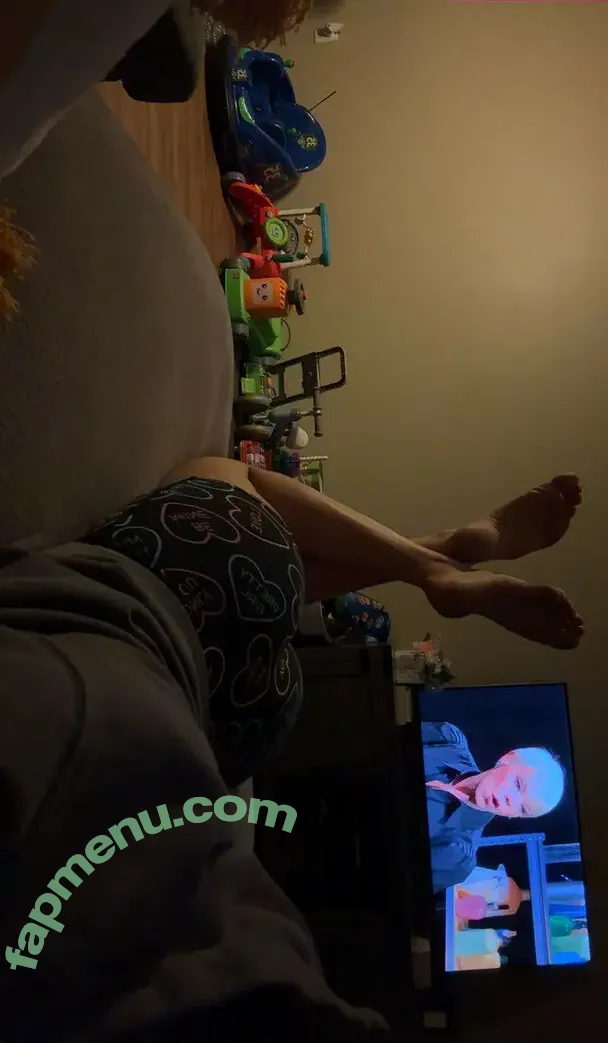 justabitchfullofattitud3 nude photo #0005 (luv.alaynaaaa)