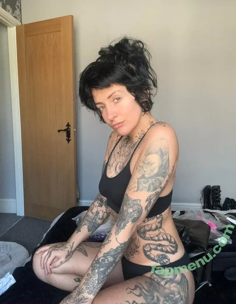 justablaise nude photo #0032 (justblaze)