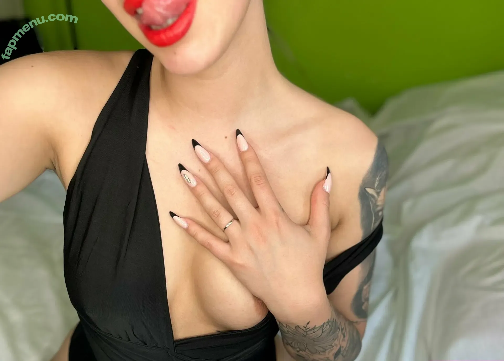 justadela nude photo #0005 (just__adele)