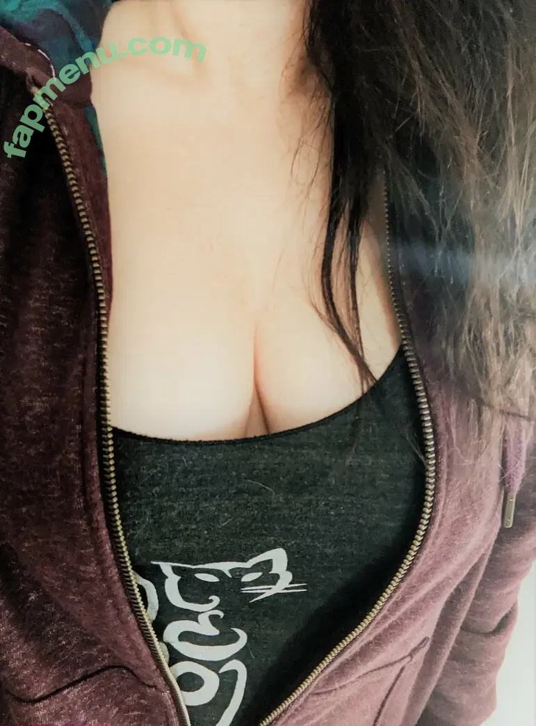 justafemalenerd nude photo #0019 (justafemalenerd)