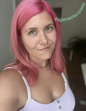JustBecci / beccisplayground / ilovebitterlife nude photo #0040