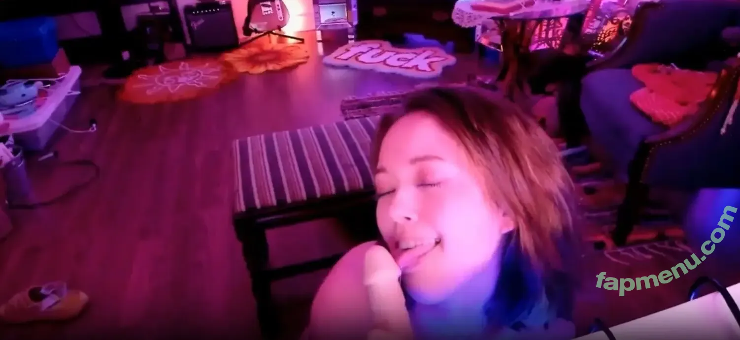 Justbrooklyn nude photo #0045 (brookbobomb / brooklynxo / okaybeekay)