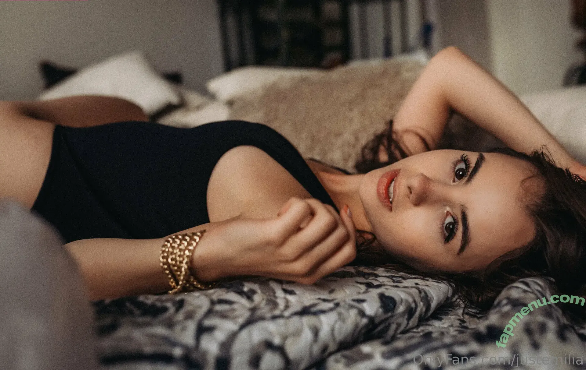 justemilia nude photo #0036 (justemiliaa)