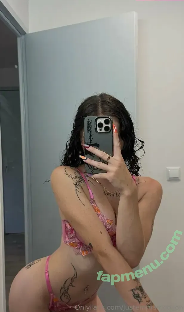 justemmamoooon nude photo #0085 (emmaloveee__)