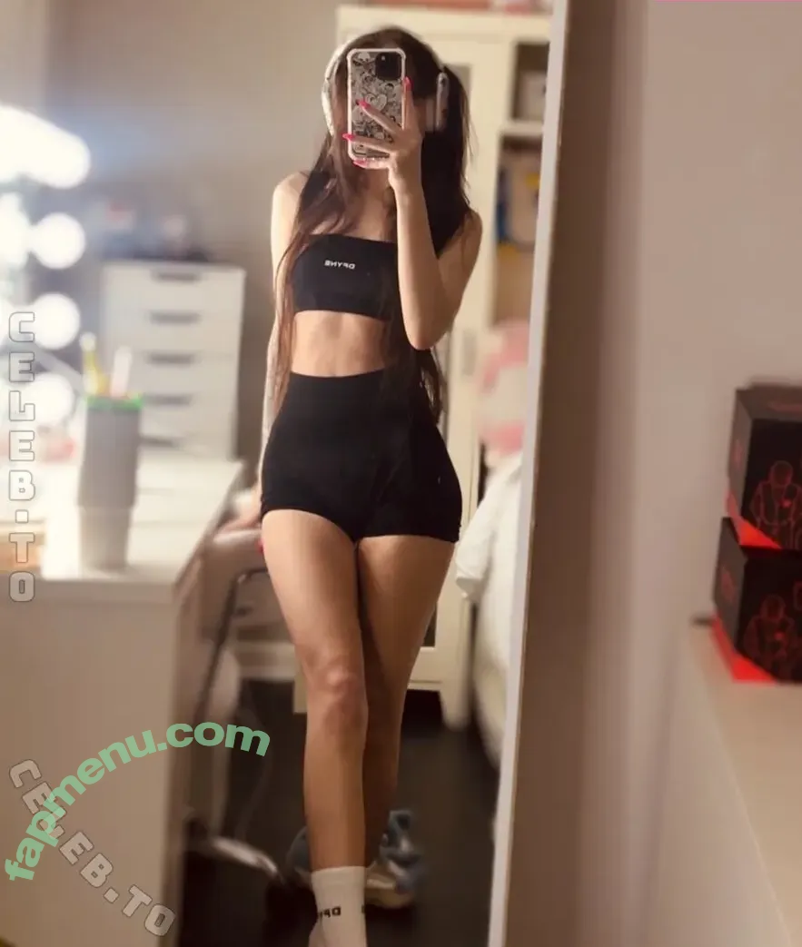 Justfoxii nude photo #0045 (KyleeCarterrr)